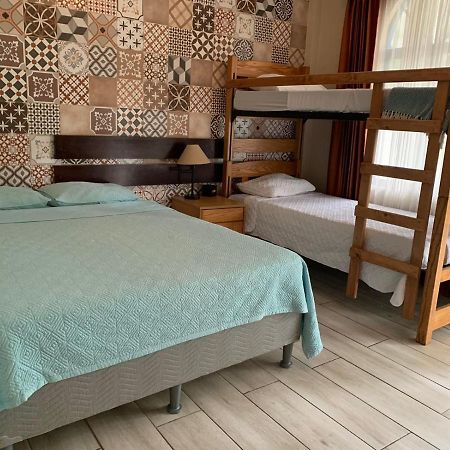 Hotel Las Palmas De Osa Ciudad Cortes Ngoại thất bức ảnh