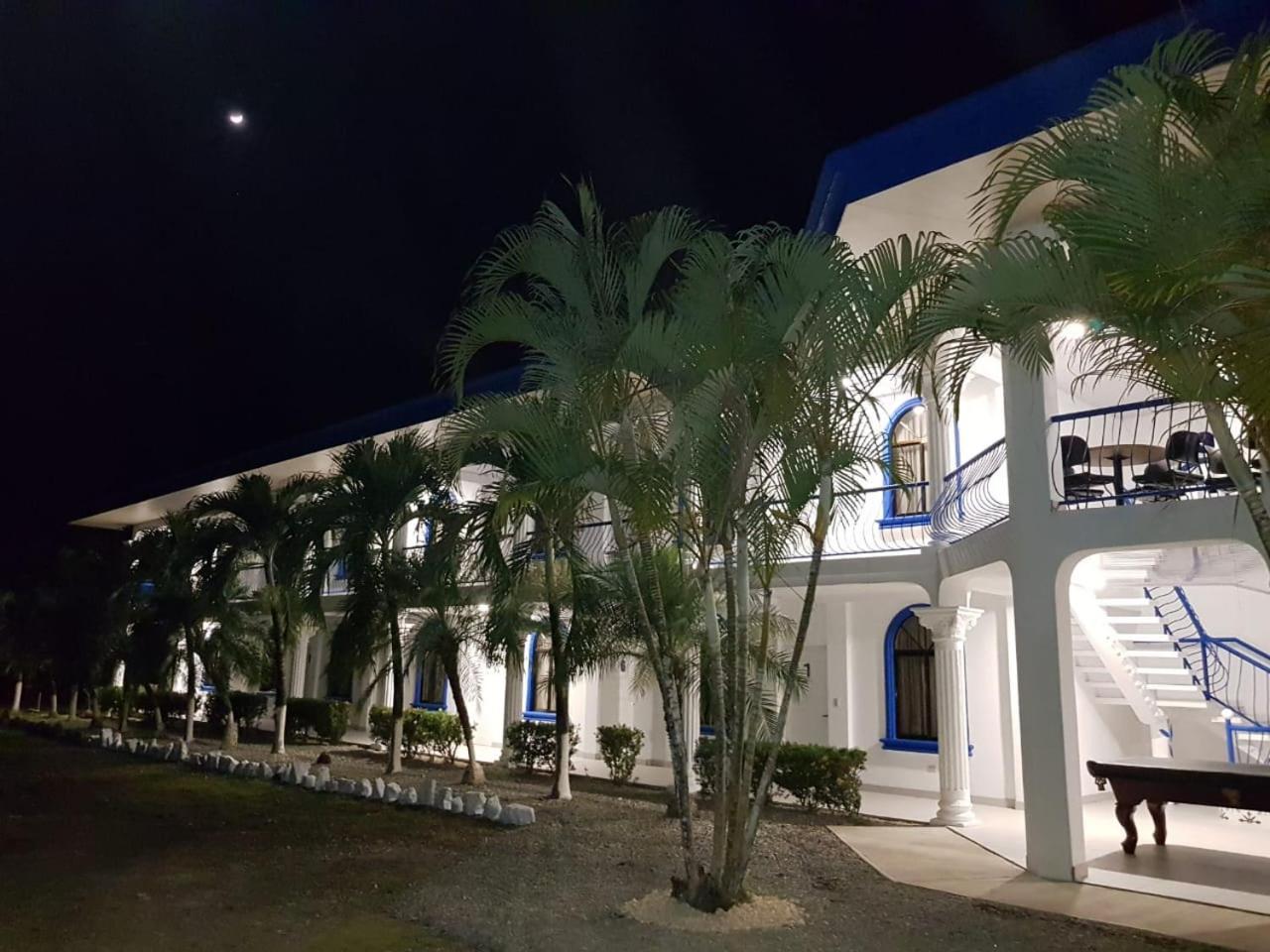 Hotel Las Palmas De Osa Ciudad Cortes Ngoại thất bức ảnh